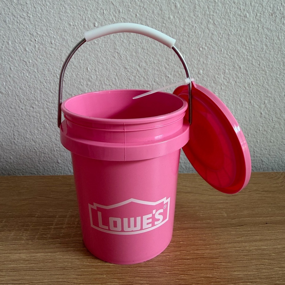PINK Lowe's Mini Bucket 0.4-quart with Lid NEW SHIPS TODAY PINK - Picture 2 of 2
